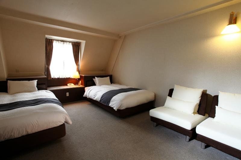 Hakuba Springs Hotel Экстерьер фото